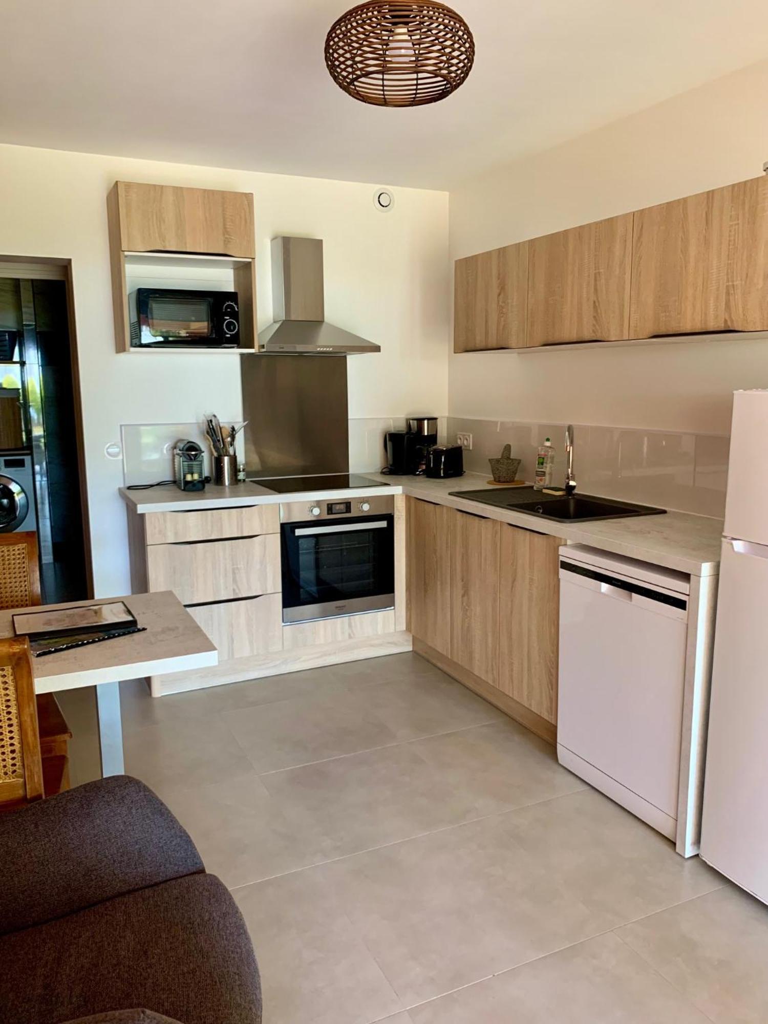Residence Les Lataniers Сен-Лу Екстериор снимка